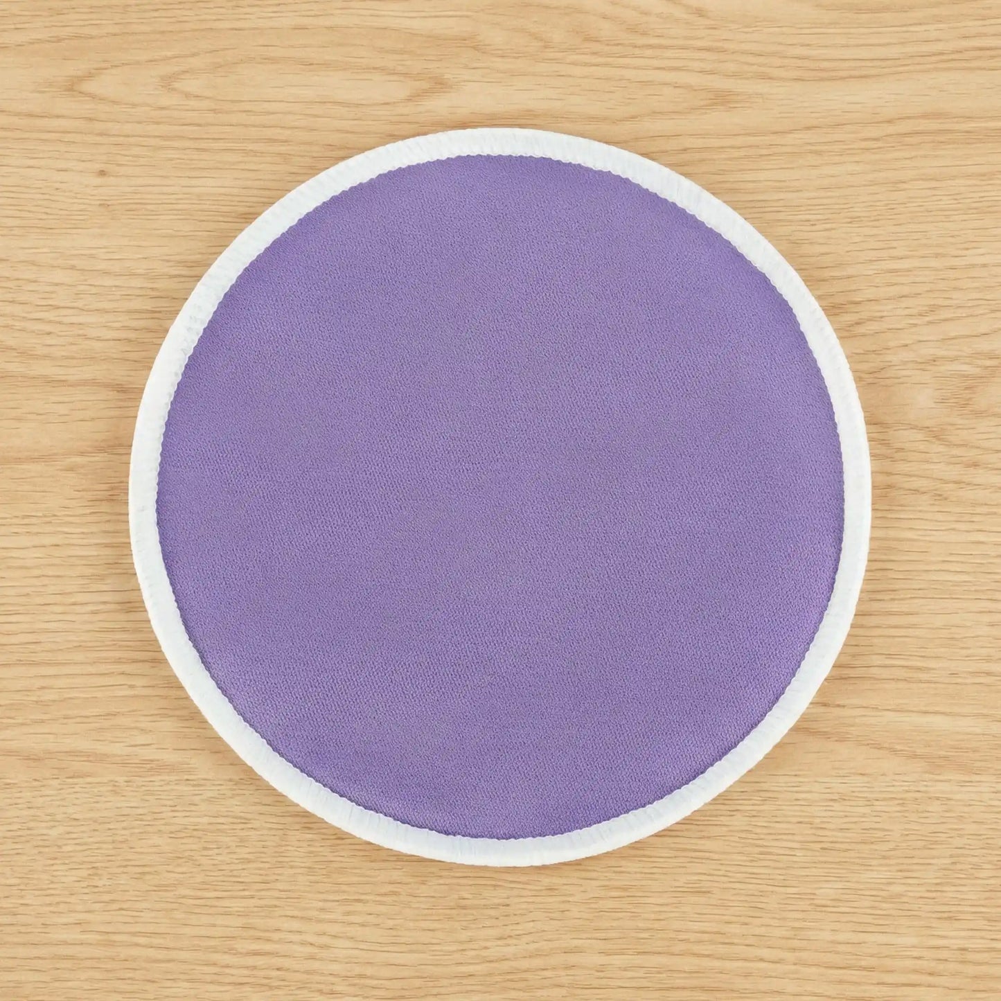 Un des coussinets d'allaitement violet Tenous