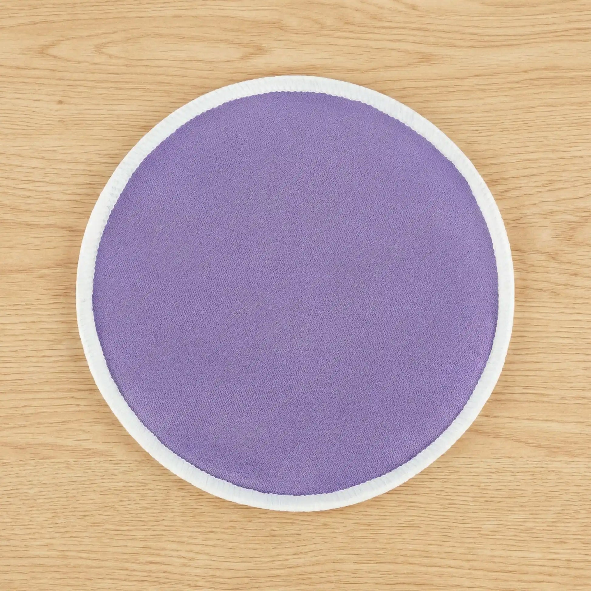 Un des coussinets d'allaitement violet Tenous